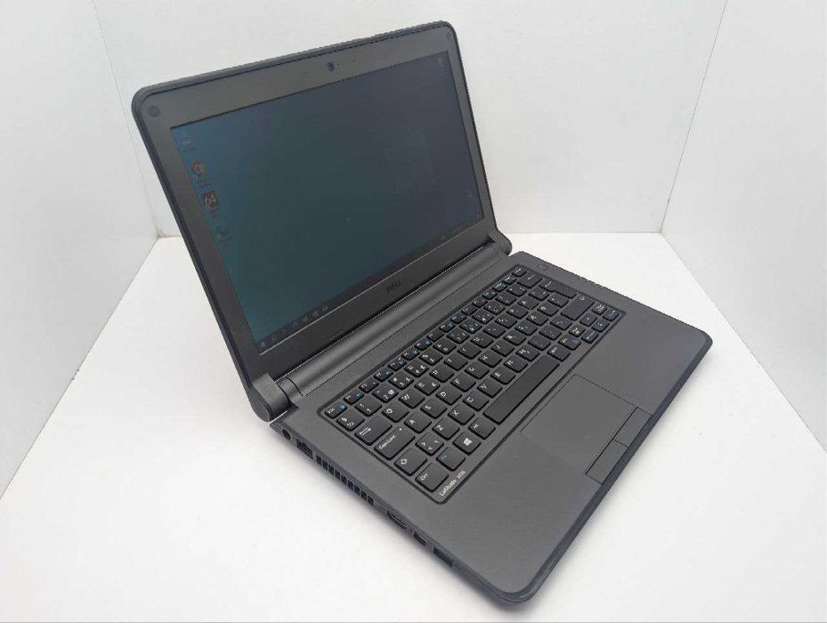 Ноутбук Dell Latitude 3350 Intel Celeron 3215U Ram:8gb SSD-120gb Intel HD Graphics 13.3" HD