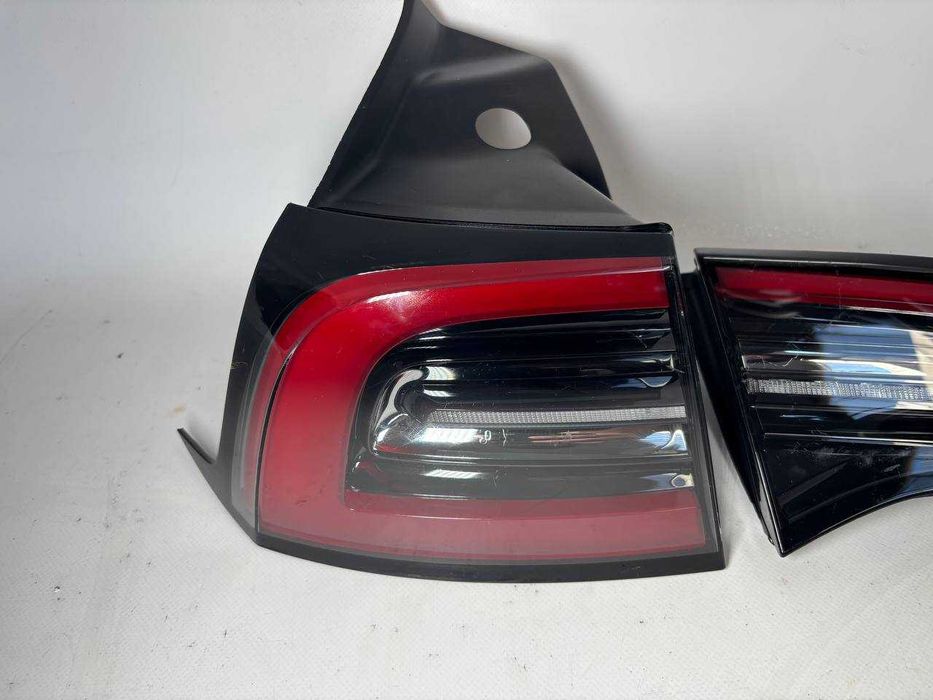 фонари комплект Tesla Model 3/Y GLOBAL СЛОВАКИЯ