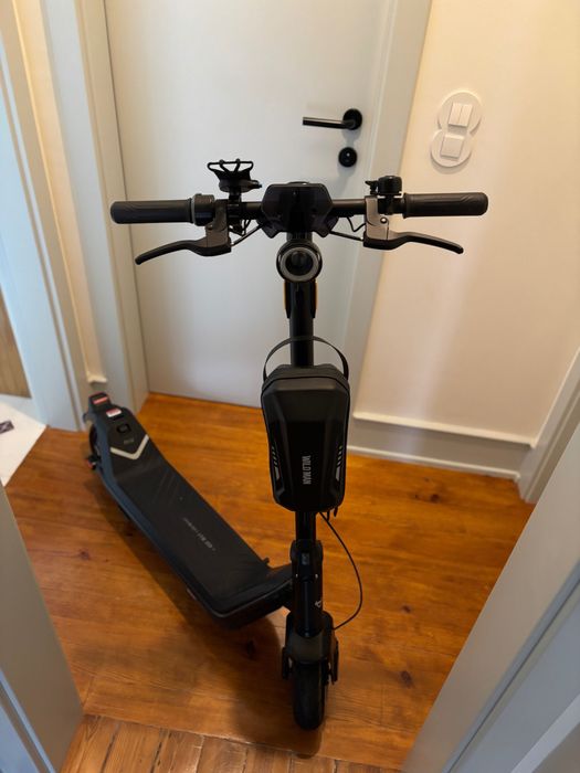 Trotinete Elétrica NIU KQi3 Pro – Excelente estado + acessórios