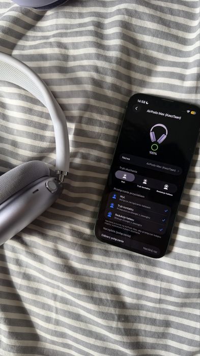Apple airpods max