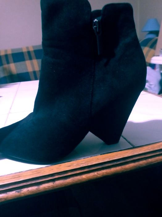 Botki czarne 38 zamsz obcas trapezowy