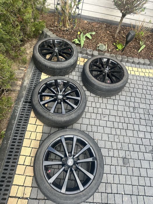 Felgi itwheels kba 51580  5x114.3 plus opony letnie Tomket Sport 3