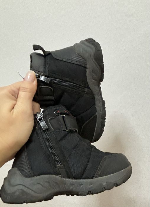 Зимові ботінки , сапожки 27 р 17 см