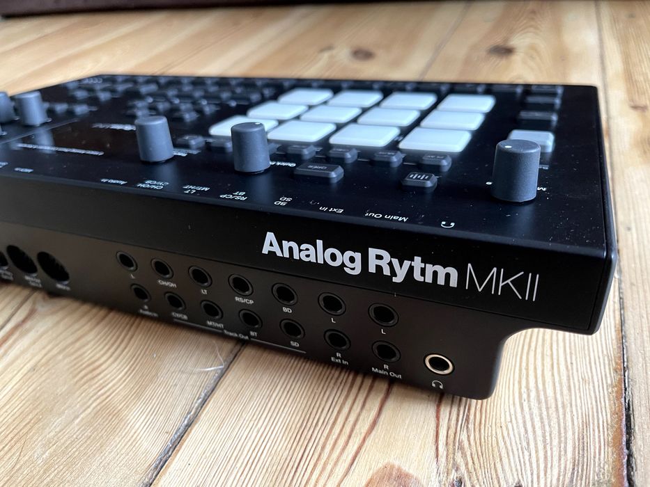 Elektron Analog Rytm Mk II + Decksaver