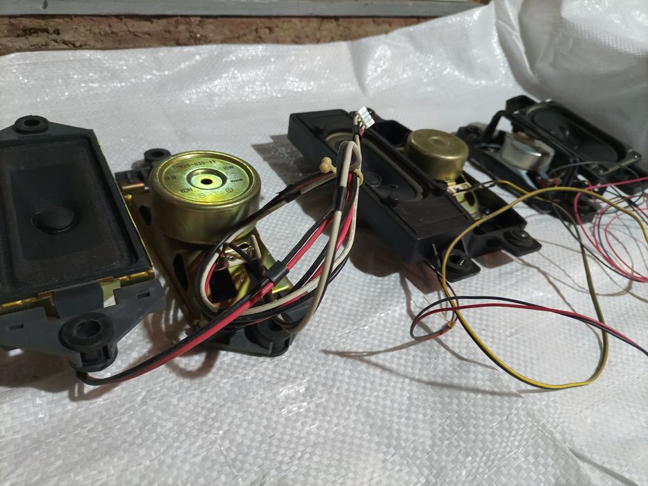 Колонки телевизионные Sony Trinitron, Lg, Samsung