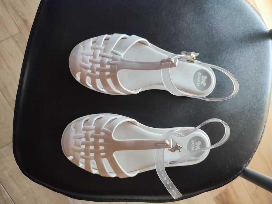 Sandálias menina, tamanho 33