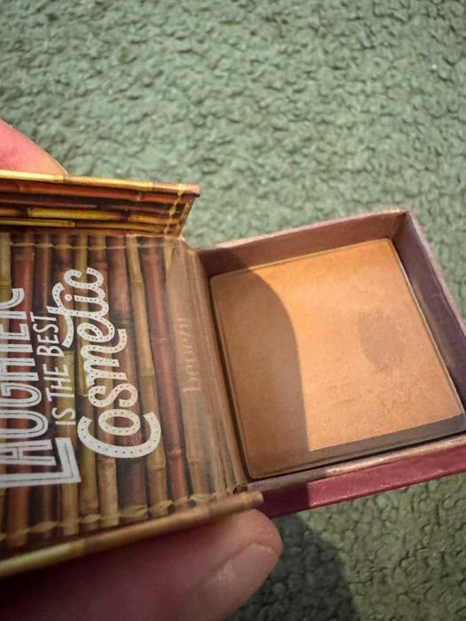 BENEFIT Puder Brązujący Hoola Matte 2,5g 17086