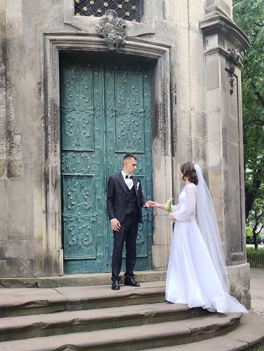 Чоловічий костюм 46 р