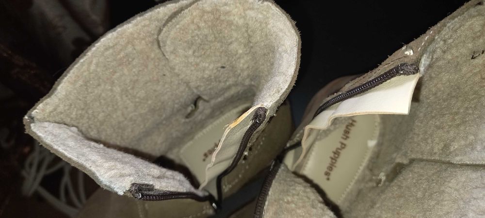 Borins rasos, tom caqui, em pele - 35 - Hush Puppies