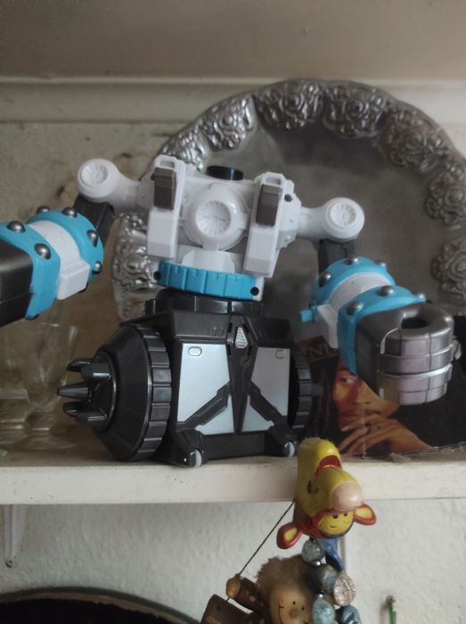 2 robot LEGO e 1 tartaruga ninja