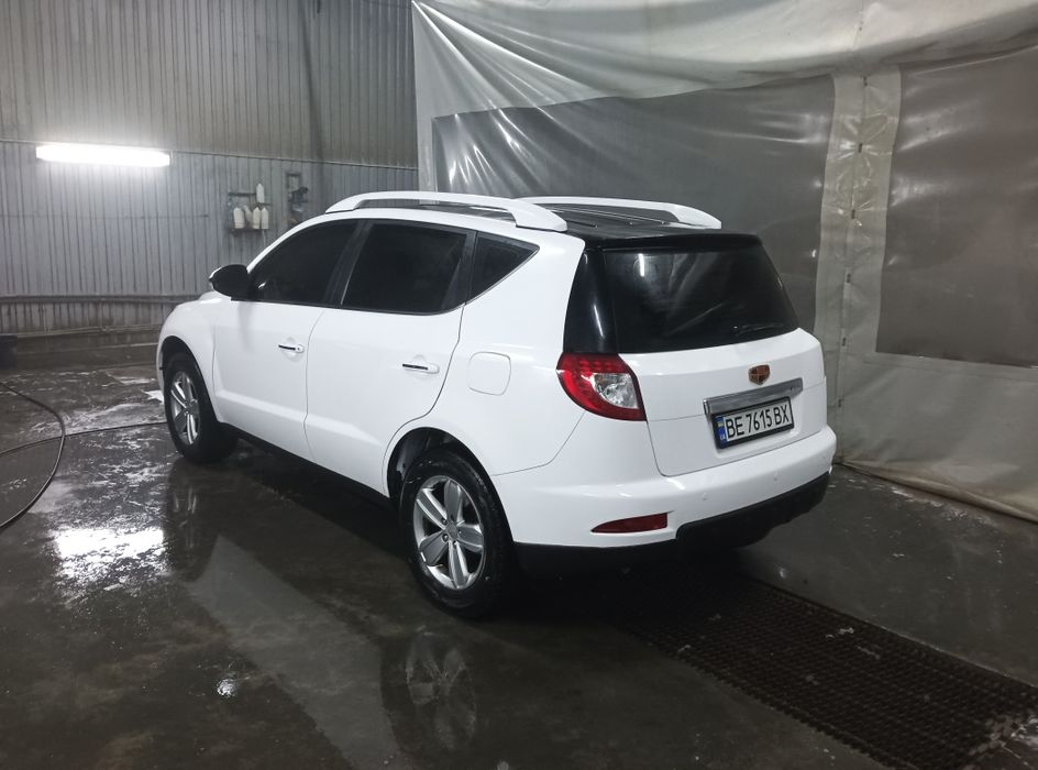 Geely Emgrand X7