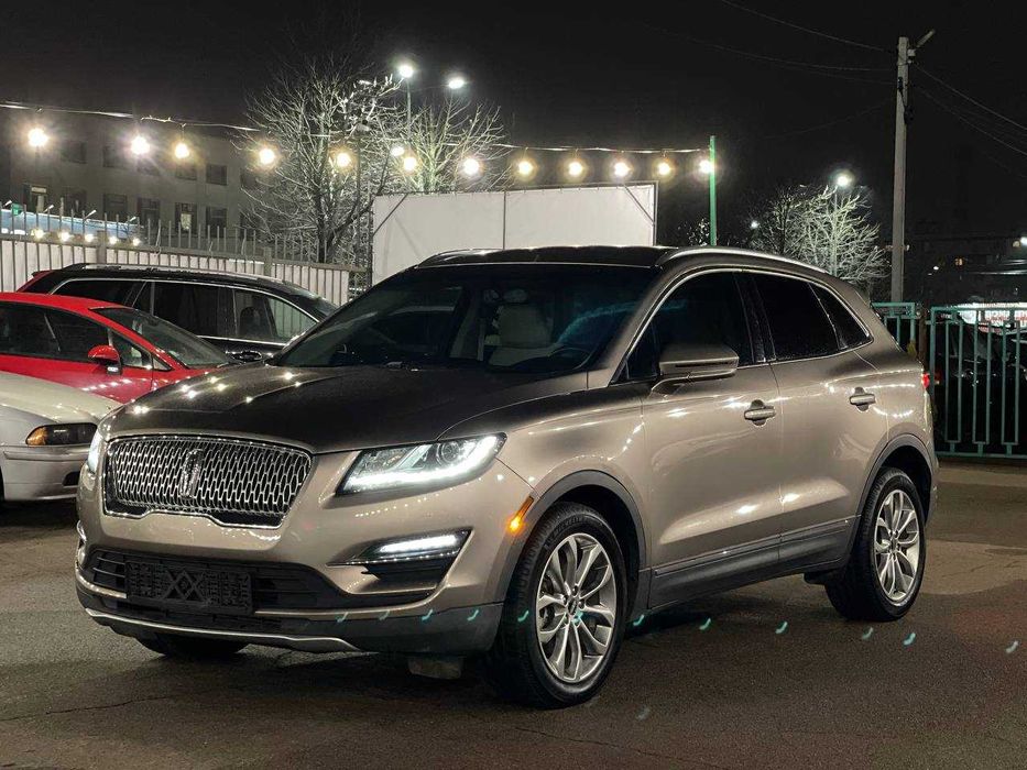 Lincoln MKC 2019 в розтермінування від 17000 грн/м