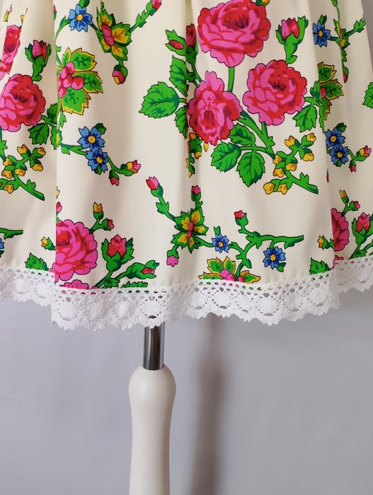 Spódniczka folkowa r 122,128,134
