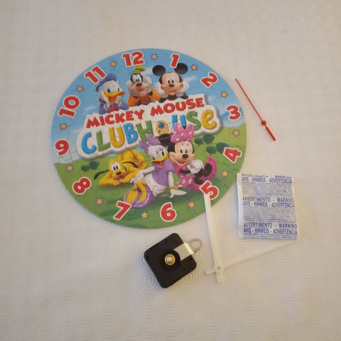 Puzzle relógio do Mikey mouse