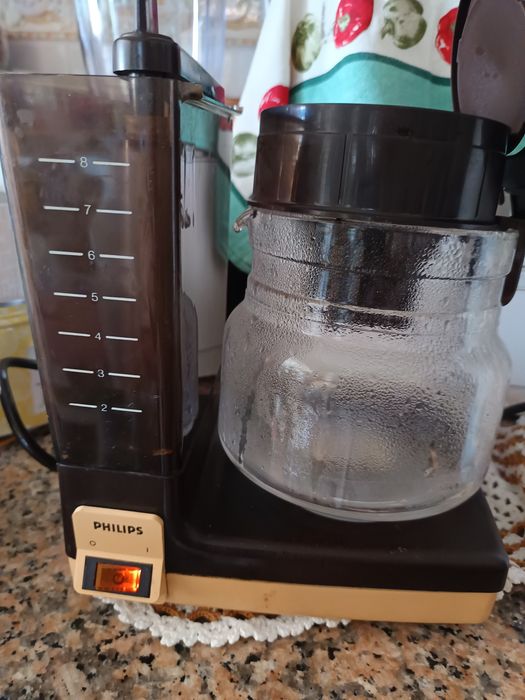 Cafeteira de café ou chá eléctrico