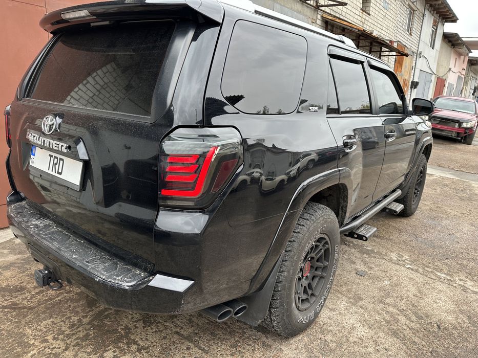 Toyota 4Runner LED лед стопы (задні фари)