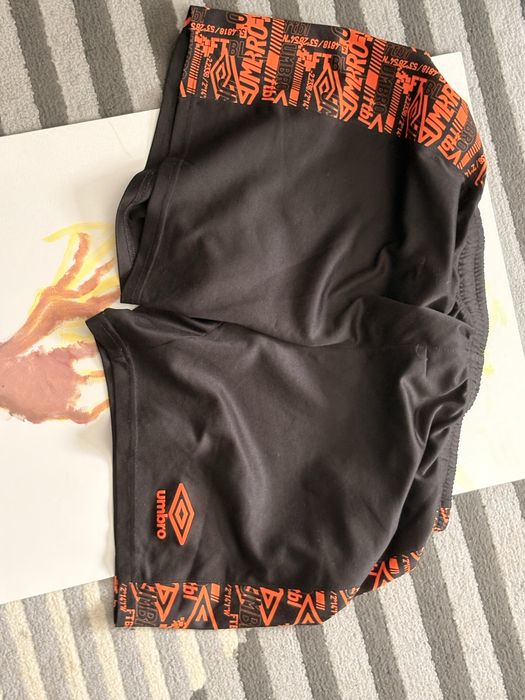 Spodenki m umbro czarne