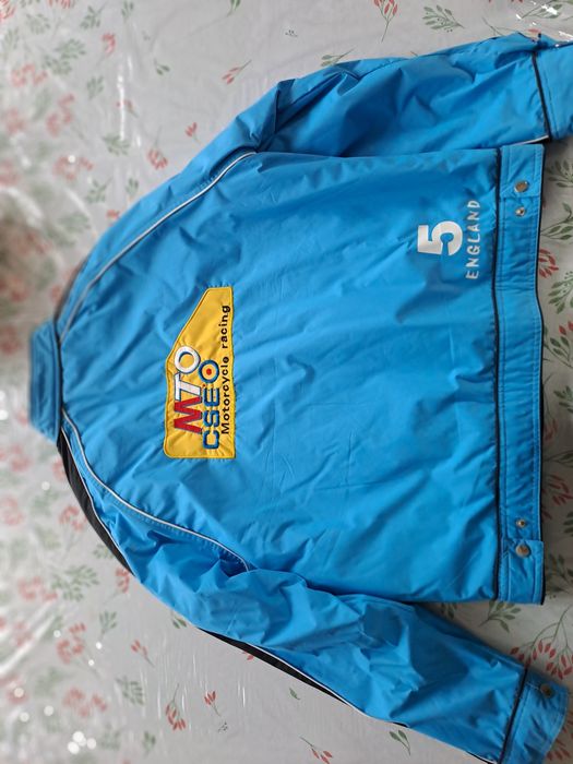 Chaqueta  racing  XL de homem  Nova