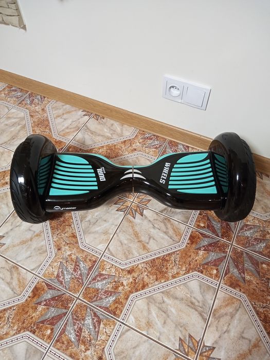 Deskorolka elektryczna hoveboard skymaster.