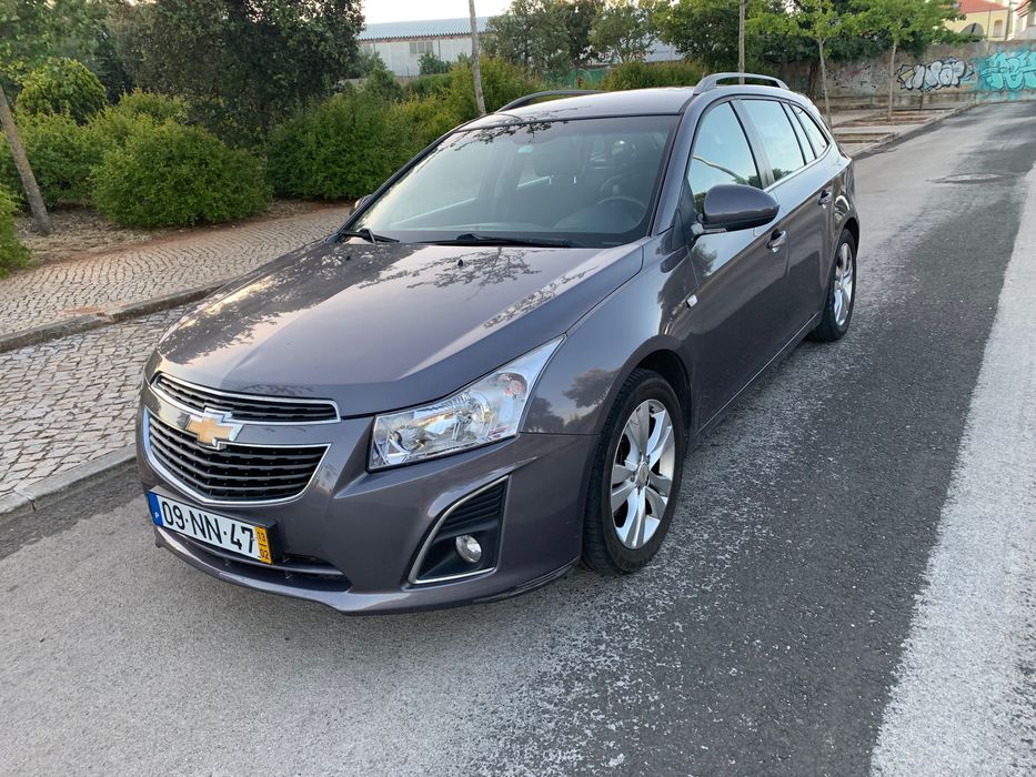 Chevrolet Cruze carrinha SW LTZ 130cvs