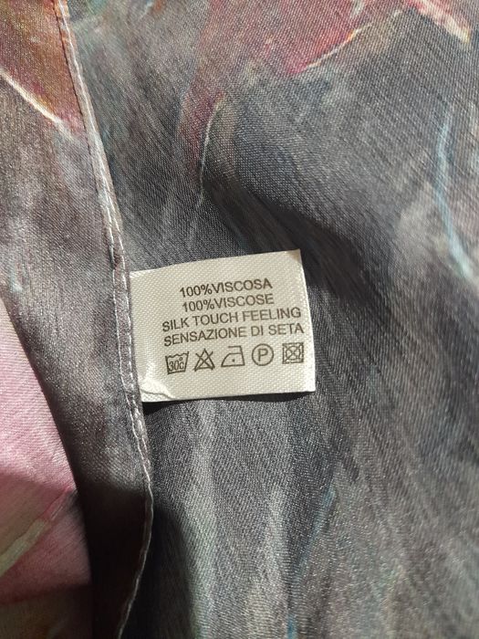 Шикарна яскрава шаля шарф палантин