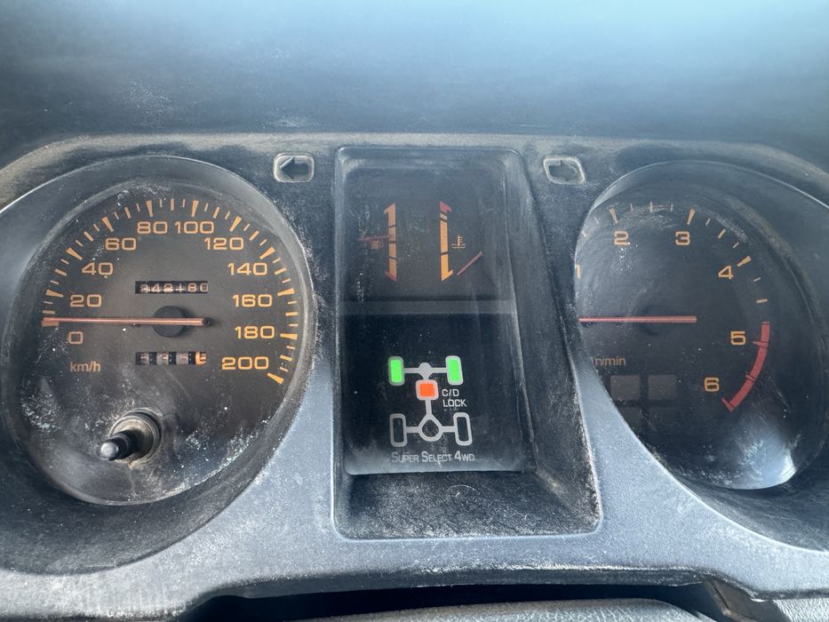 Mitsubishi Pajero 2.5 TDI foto 3