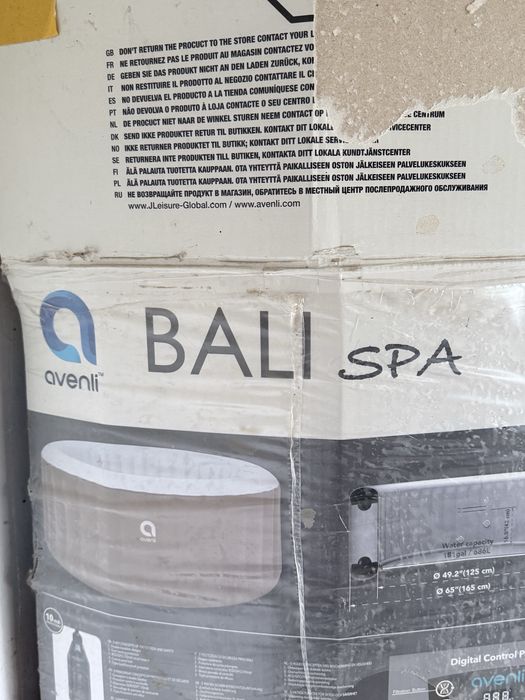 Jacuzzi ogrodowe Bali Spa firma Avenil - stan bardzo dobry