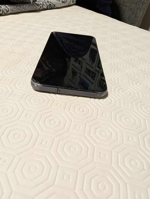 Samsung Galaxy S22 plus 128 gb