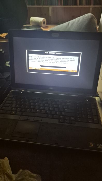 Dell latitude Laptop DELL LATITUDE e6530 i5-3340M 8GB D8332