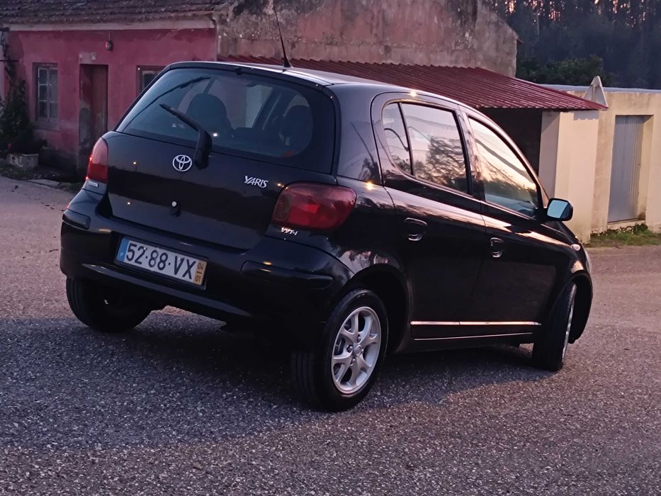 Toyota Yaris 1.0 VVT-i.69CV.Como Novo! 144.589Kms!Negociável-URGENTE!