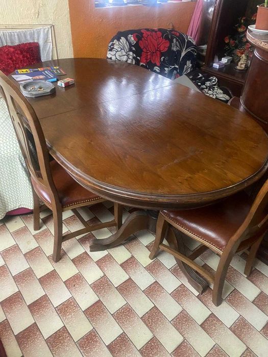 Mesa jantar com 6 cadeiras