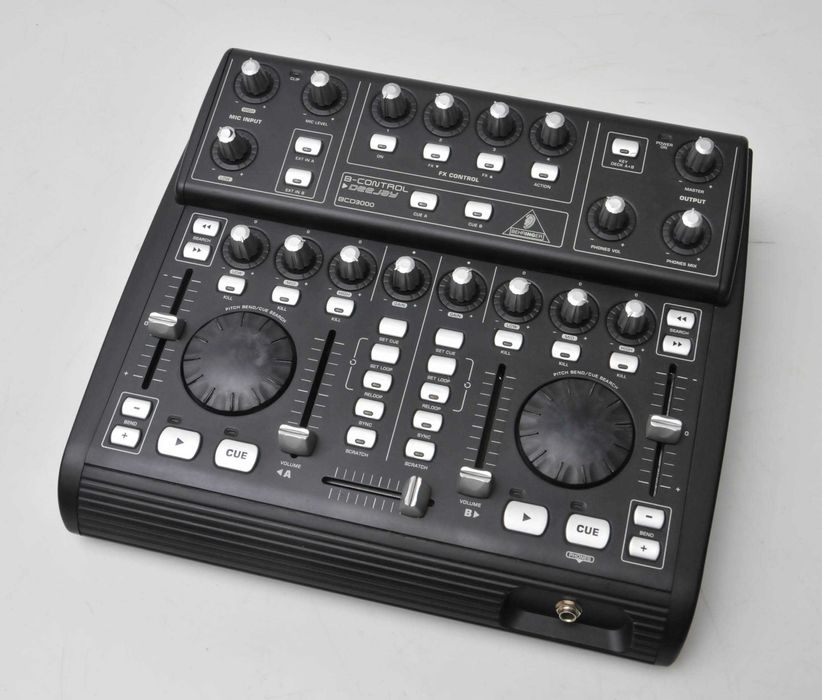 Behringer BCD 3000 - controlador DJ usb