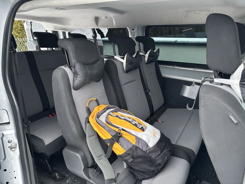 Wynajem busa busów 8 i 9 osobowego, dostawcze transport.