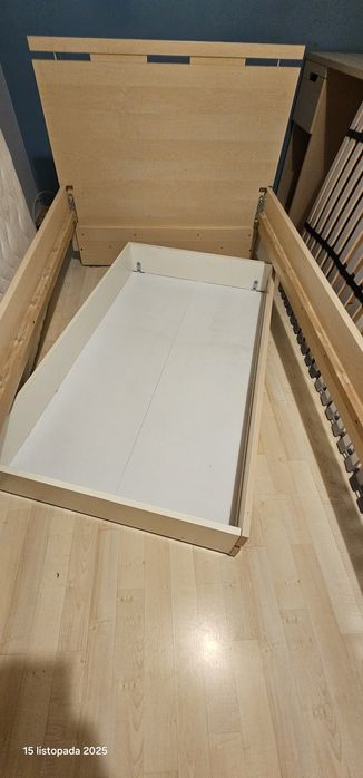 Łóżko 200/90 z materacem koło