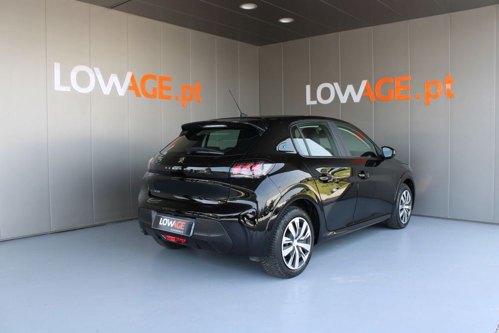 Peugeot e-208 50 kWh Active