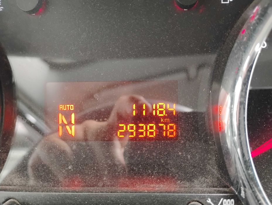 Peugeot 5008 1.6HDi 7L