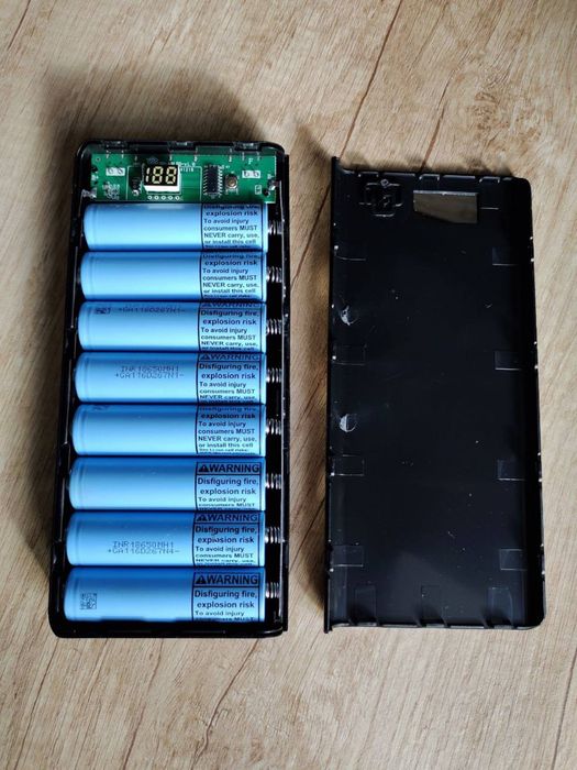 li-ion 18650 Power bank 22400mAh на 8акб в (комплекті)