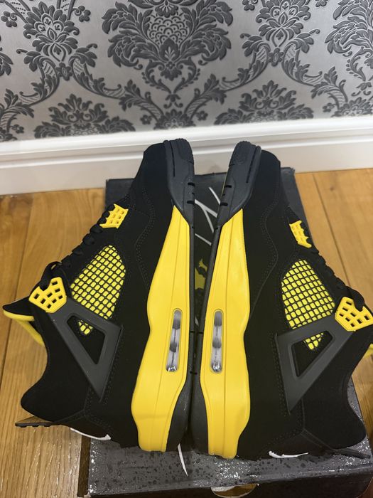 Nike Air Jordan 4 Retro rozmiar 43 Nowe Orginalne