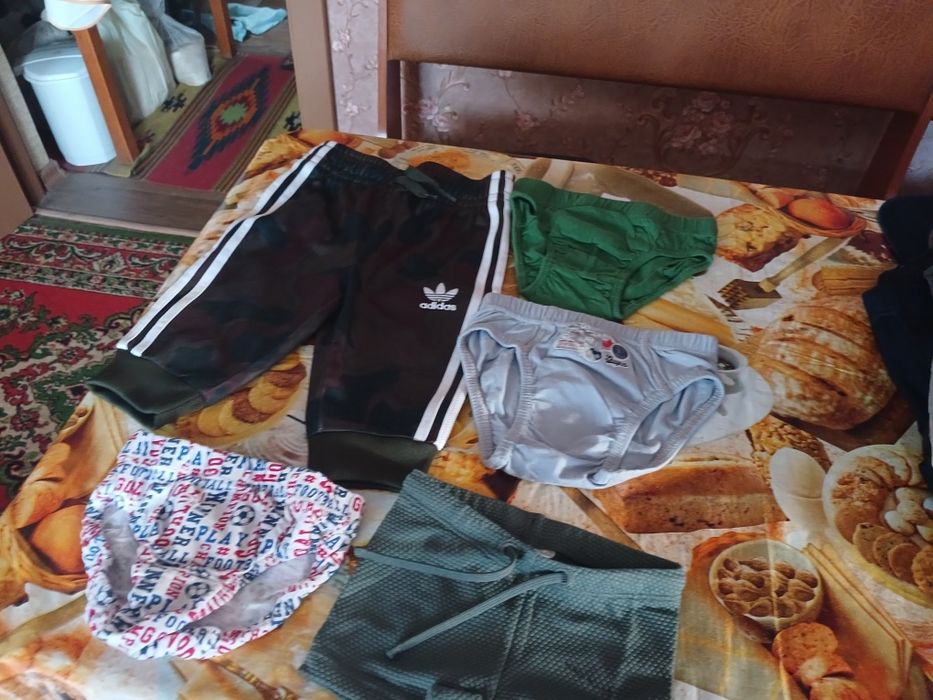 Продам новые детские трусы для девочек и мальчиков.