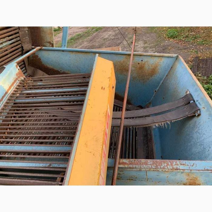 Продам картоплезбиральний ( картофелеуборочный ) комбайн Anna Z644