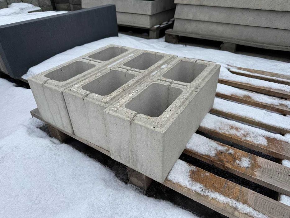 WYPRZEDAŻ Pustak ogrodzeniowy betonowy gazon donica końcówka partii