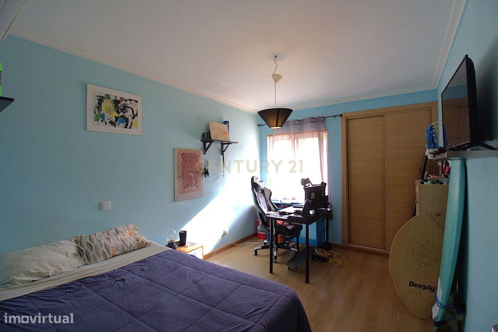Apartamento T3 com Suite no Montenegro – Rés do Chão