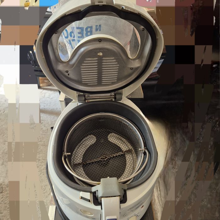 Фритюрница Delonghi
