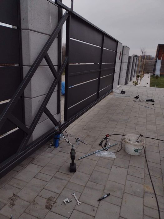 Bramy ogrodzenia palisada producent