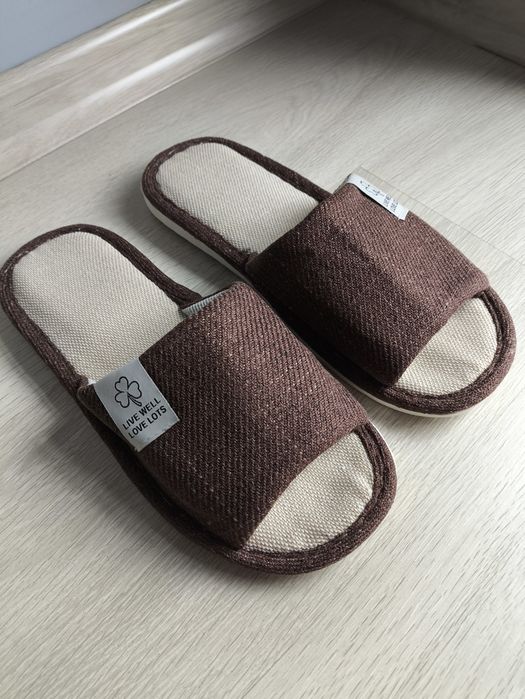 Pantofle męskie brązowe rozm. 43-44