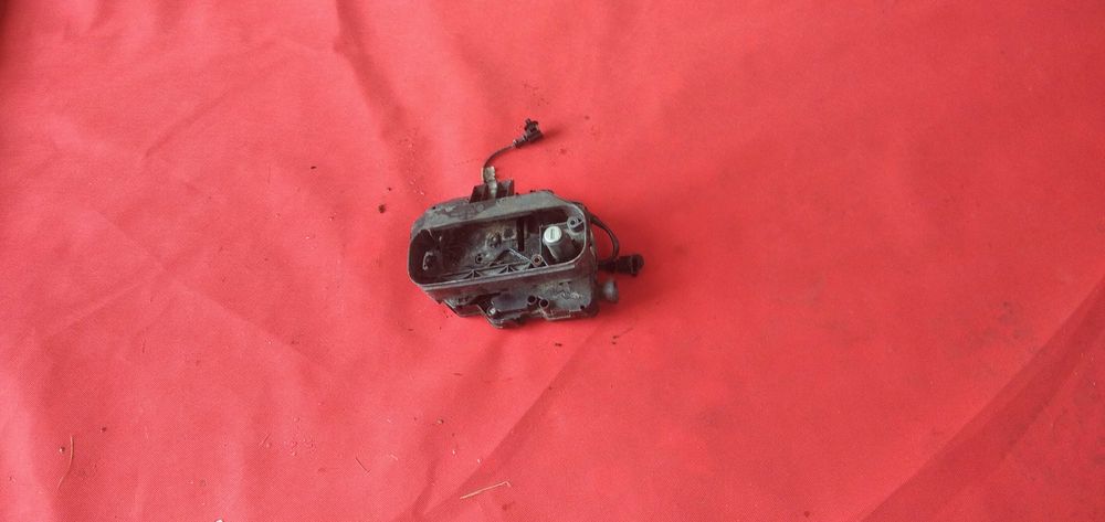 zamek klamka bagażnika klapy VW T5 Multivan