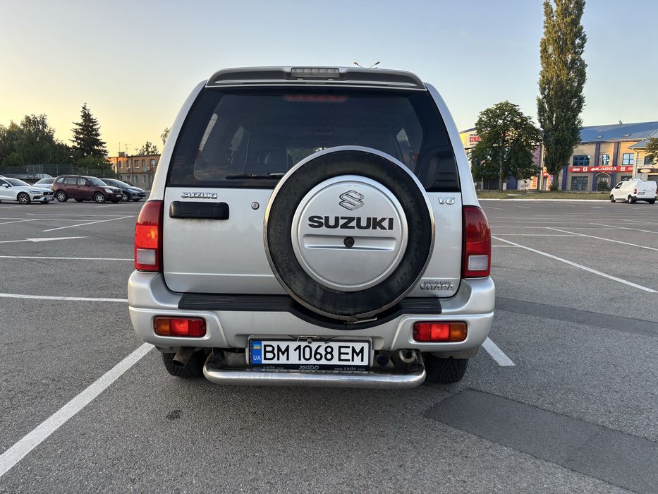 Suzuki Grand Vitara, 2003, 2,7 газ/бензин, 330 т.км