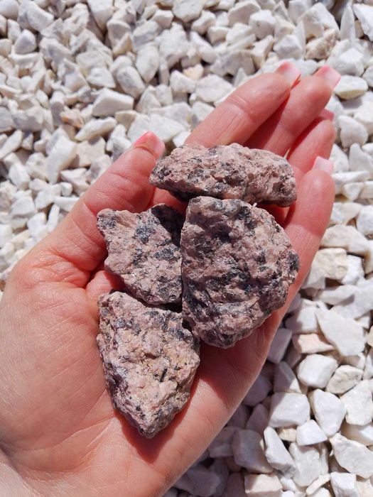 Granit ROSSA 16-22 czerwony ze Szwecji 400 zł/t