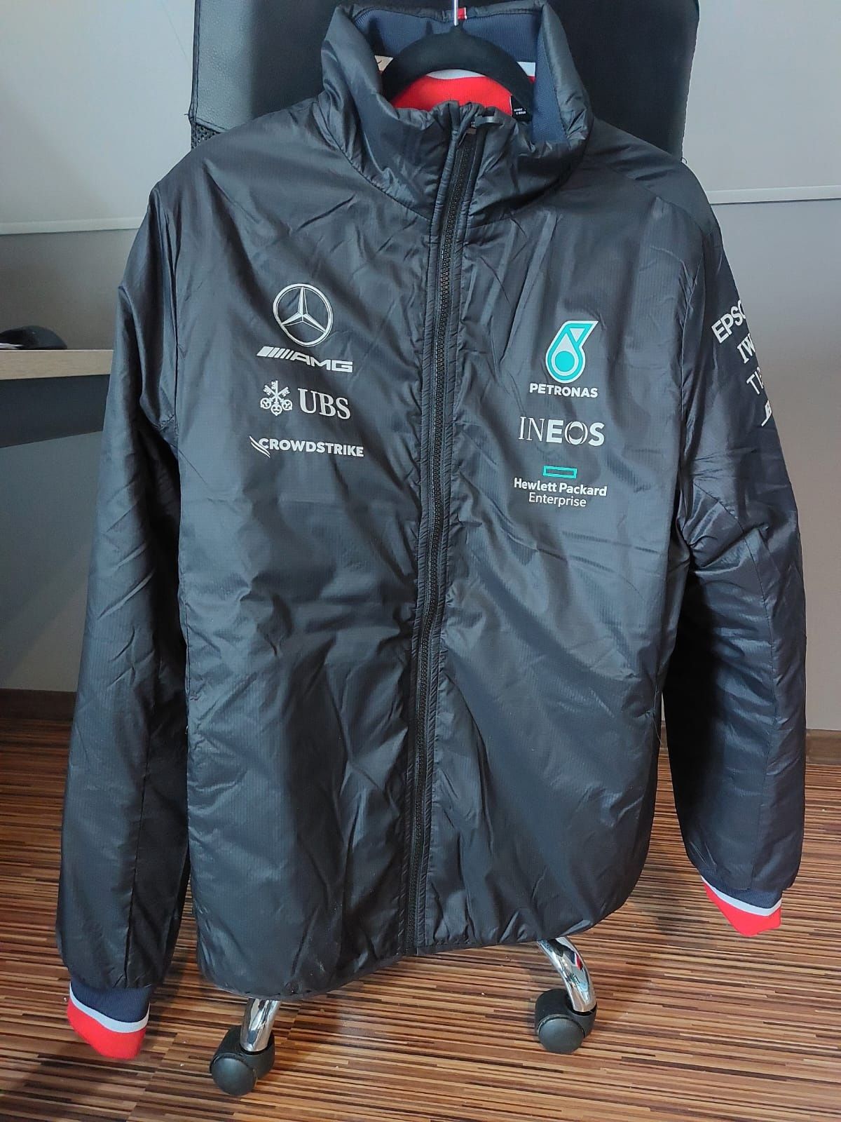 Orginalna kurtka Mercedes AMG Petronas F1 2021 Lightweight