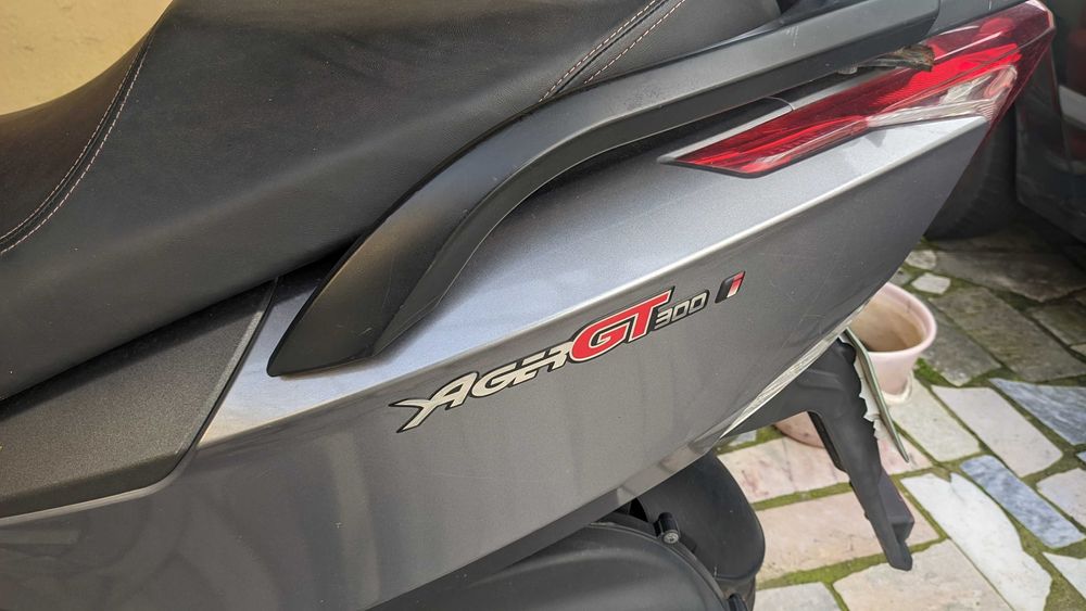 Vendo scooter em bom estado